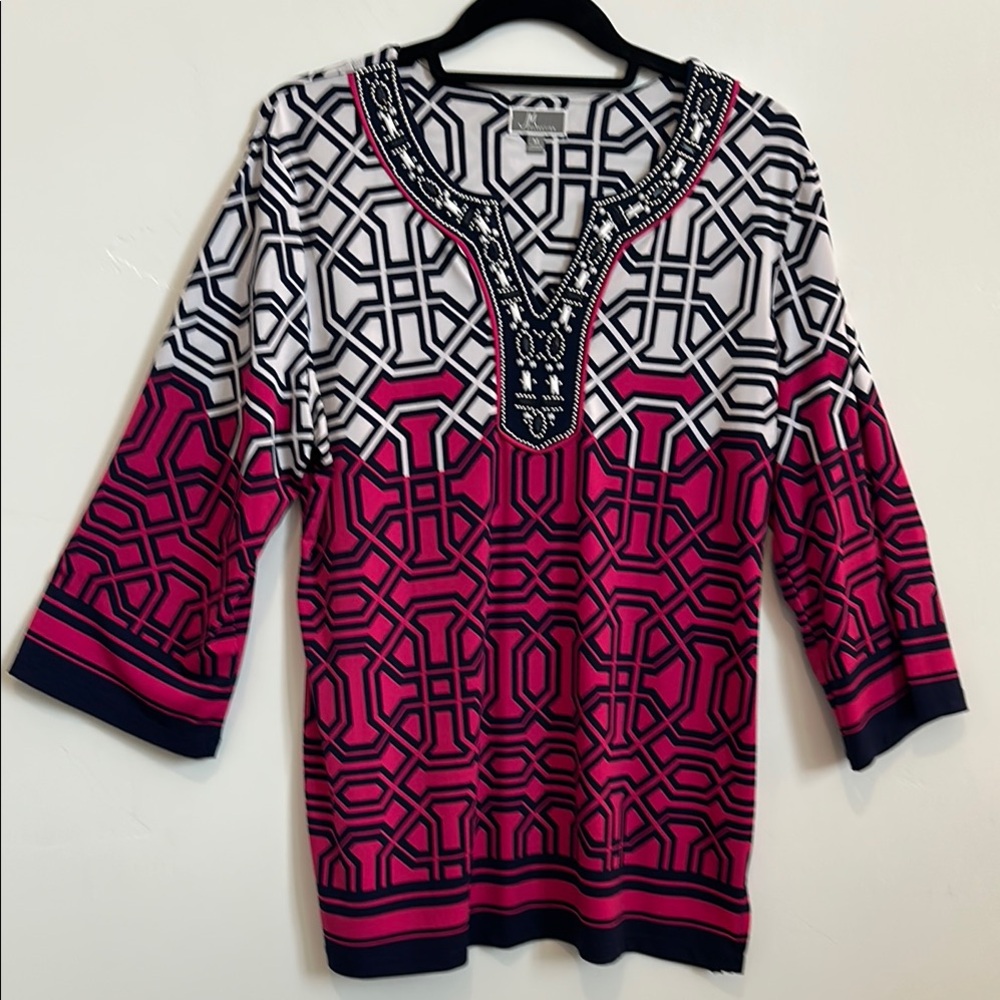JM Collection Tunic Top, Hot Pink and Navy Print with White Beading, Size Medium